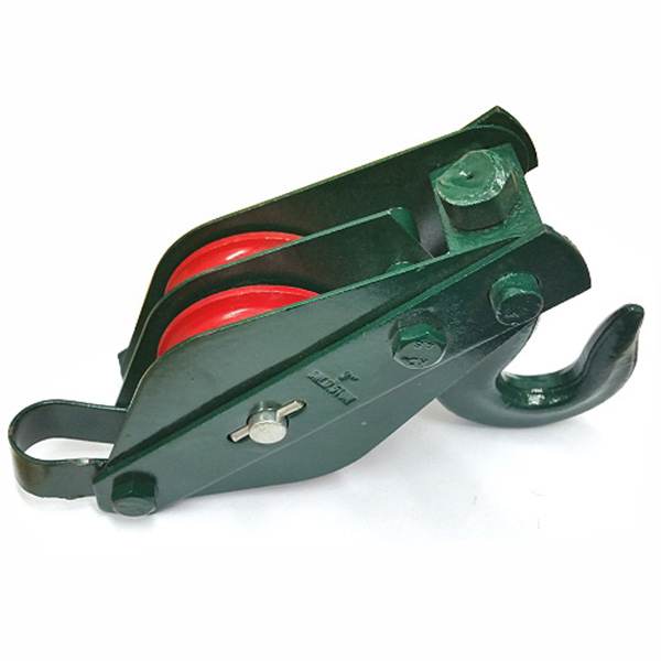 PULLY BLOCK DBL 75mm C/W HK 500KG PULLY BLOCK DBL 75mm C/W HK 500KG